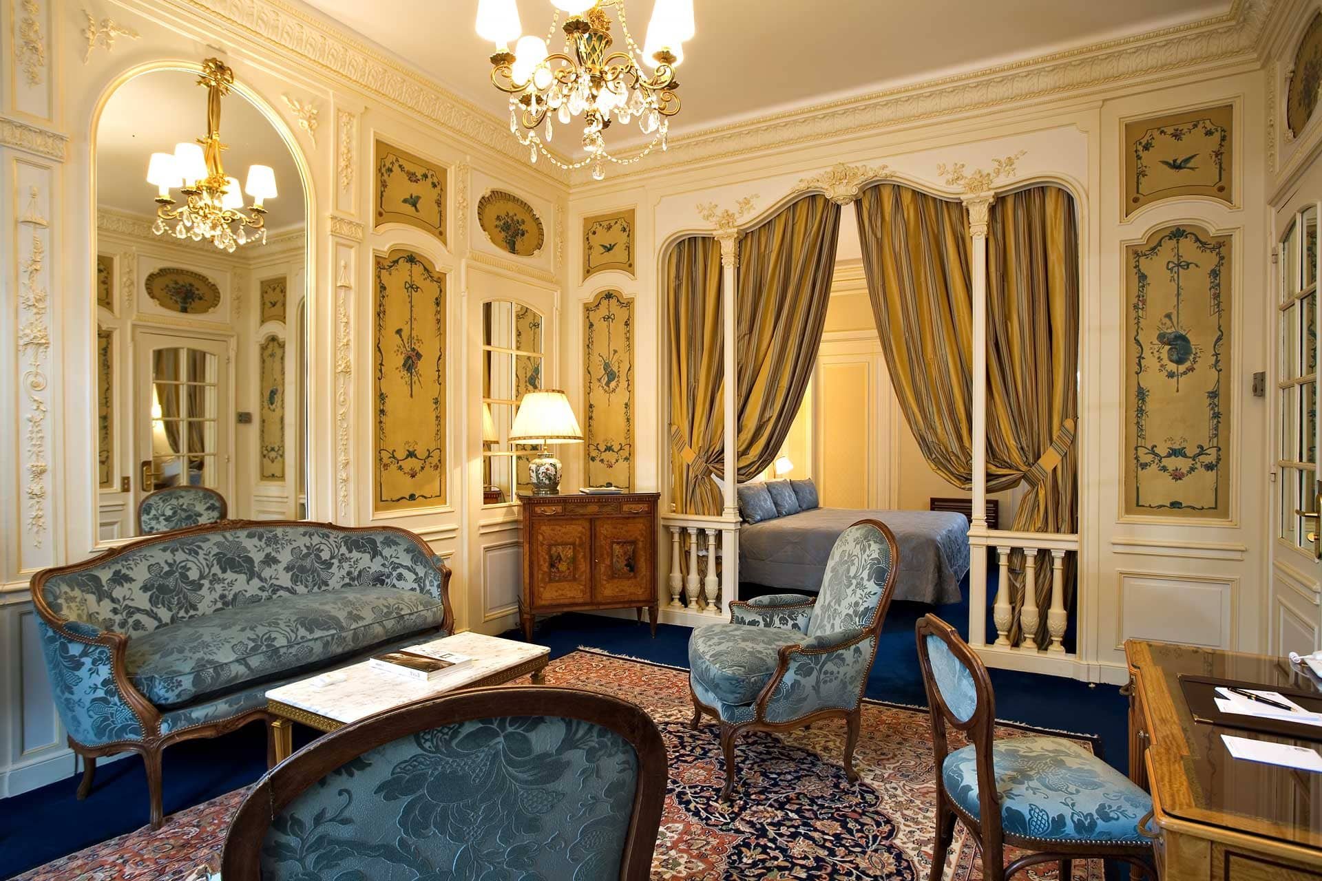 Hotel Raphael Paris Junior Suite